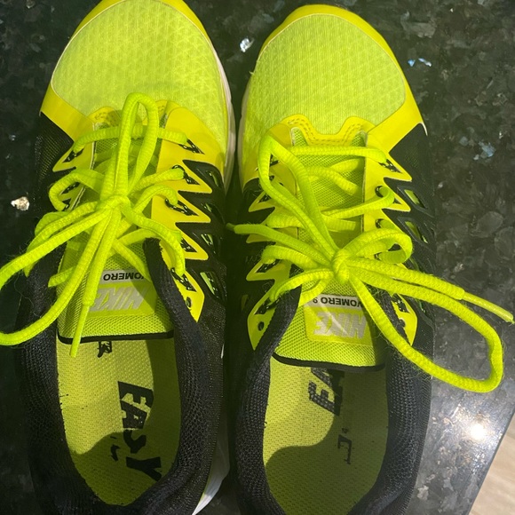 Nike Vomero 9 Running Shoes - Picture 3 of 13